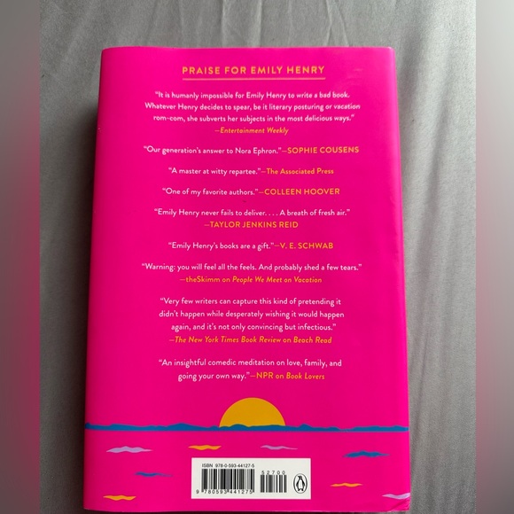 Emily Henry - Happy Place Hardcover Book - Picture 4 of 4